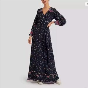 New with tags Natalie Martin 100% silk wrap dress Danika lotus floral revolver